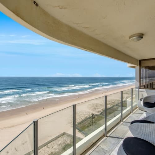 gold-coast-beachfront-holiday-accommodation(2)